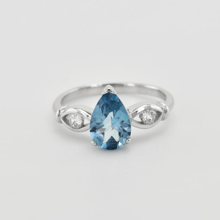 Stříbrný prsten s londýnským topazem 33541