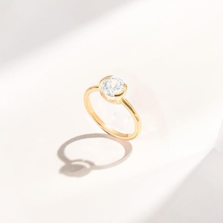 Zlatý prsten s half-bezel lab-grown diamantem Agrippa 164214