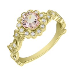 Zásnubní prsten s morganitem a diamanty ve vintage stylu Jyspie