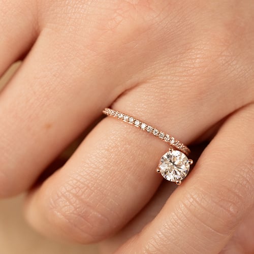 Atypický zásnubní prsten s lab-grown diamanty Cyrus