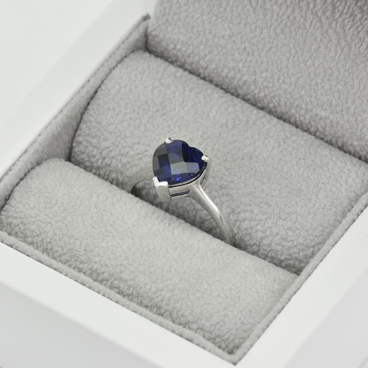 Prsten se safírem 38270
