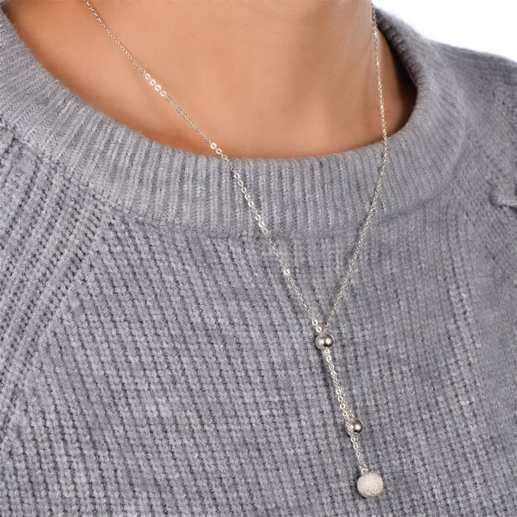 Stříbrný náhrdelník s kuličkami 18944