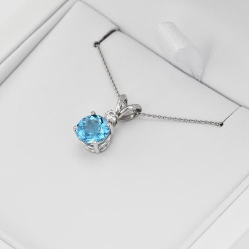 Zlatý přívěšek s topazem a diamantem Emolyna
