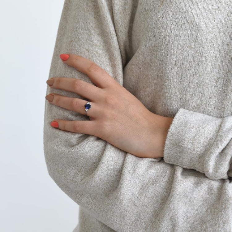 Zlatý prsten s diamanty 52355