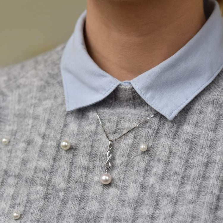 Náhrdelník s perlou a zirkony stříbrný 2297