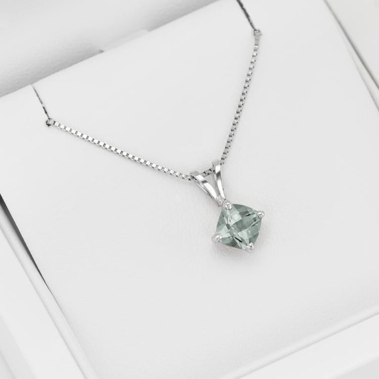 Náhrdelník se zeleným ametystem 15131