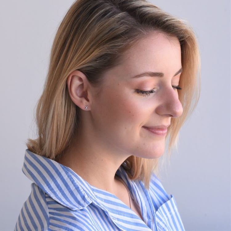 Náušnice ve tvaru X 67572