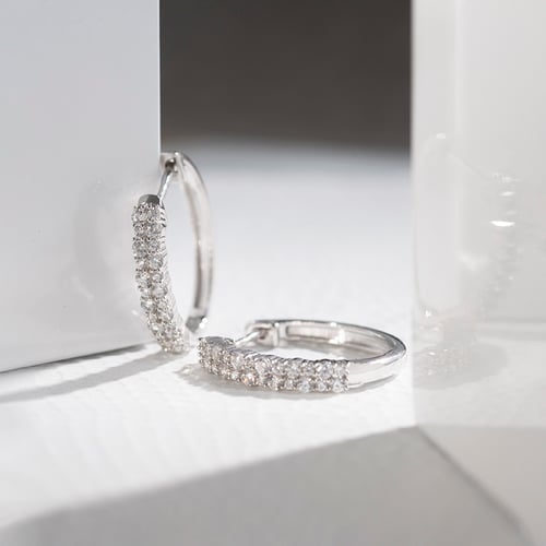 Kruhové náušnice s lab-grown diamanty Nicholls