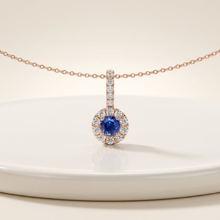 Elegantní přívěsek s modrým safírem a lab-grown diamanty Harvey 171096