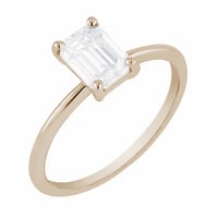 Zásnubní prsten ze zlata v champagne gold s emerald diamantem Olson