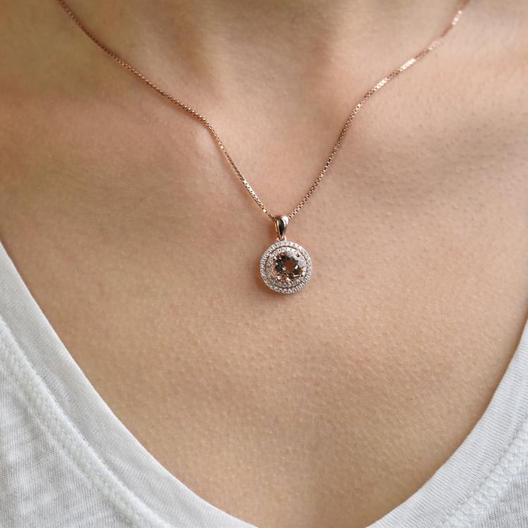 Zlatý náhrdelník s morganitem Maniana 10332