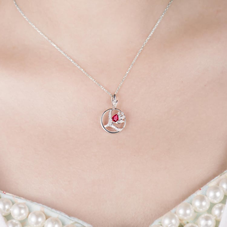 Rubínová květina s diamanty 18444