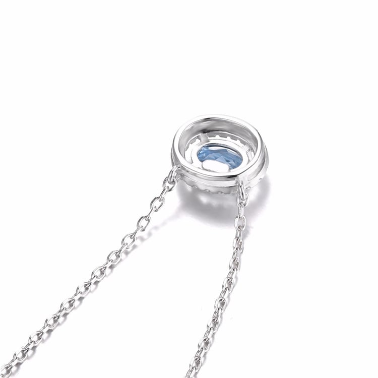 Stříbrný náhrdelník 18840