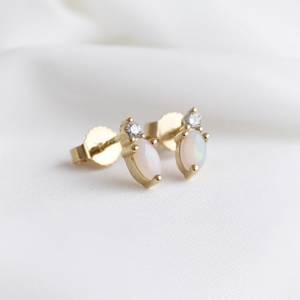 Zlaté cluster náušnice s opály a diamanty Herve