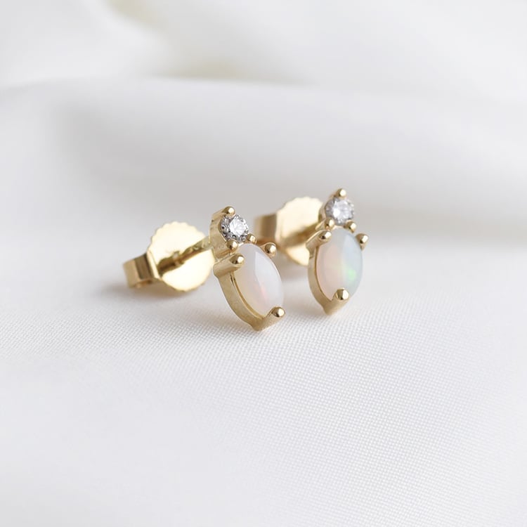 Zlaté cluster náušnice s opály 90415