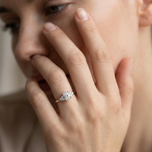Zásnubní prsten s 0.54ct IGI certifikovaným lab-grown diamantem Sheldo
