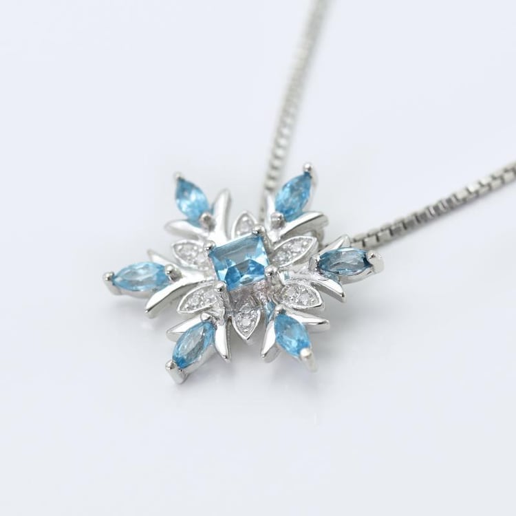 Stříbrný náhrdelník s topazy a zirkony 15213