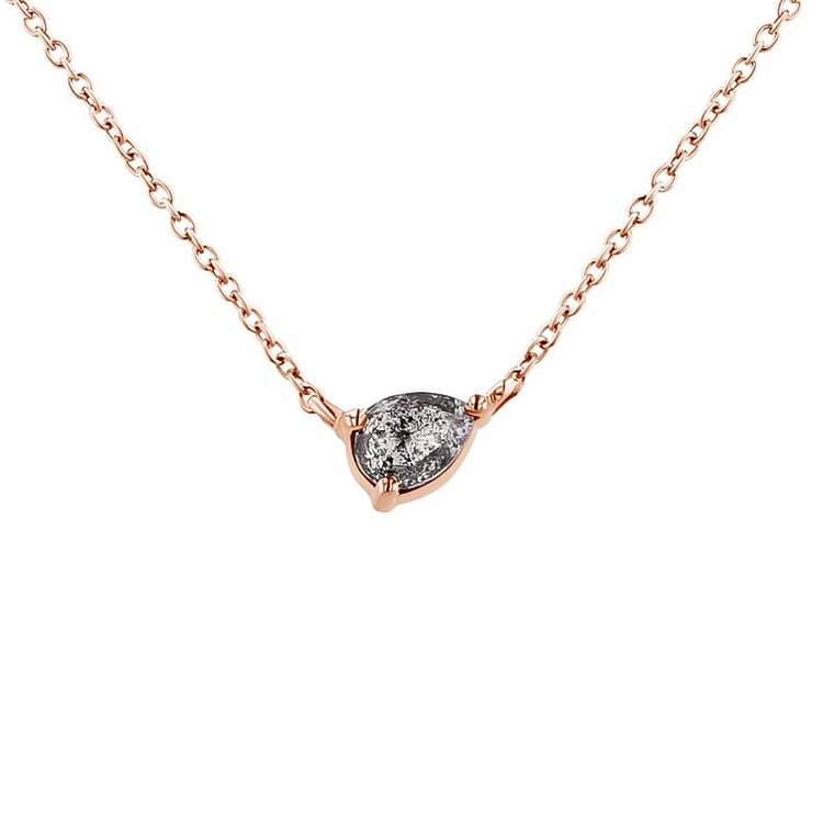 Náhrdelník s pear salt and pepper diamantem Maliah
