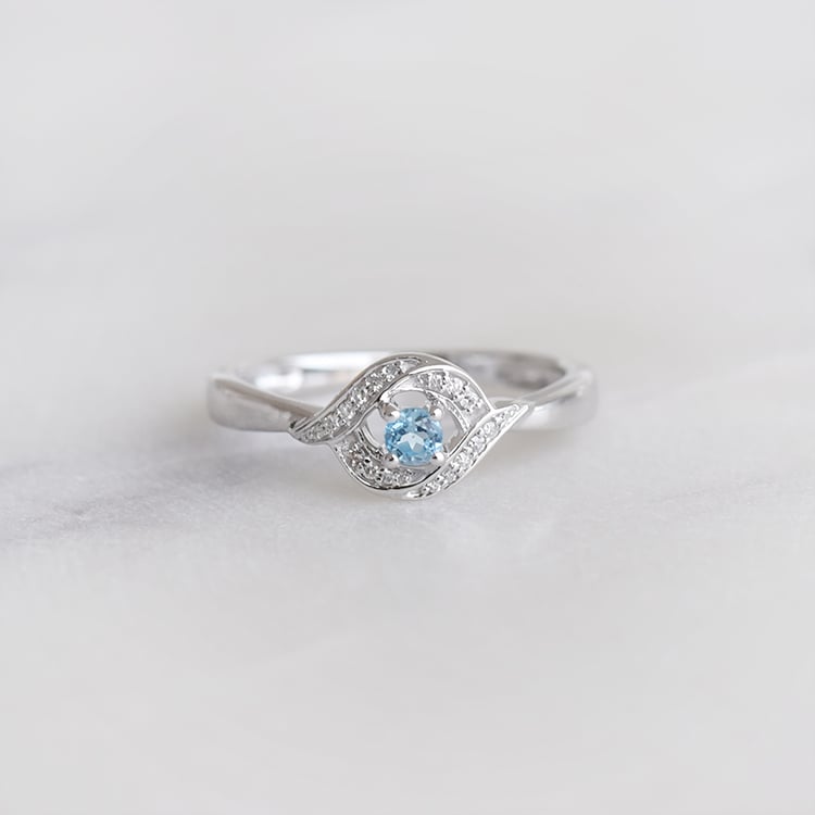 Zásnubní prsten s topazem 93374