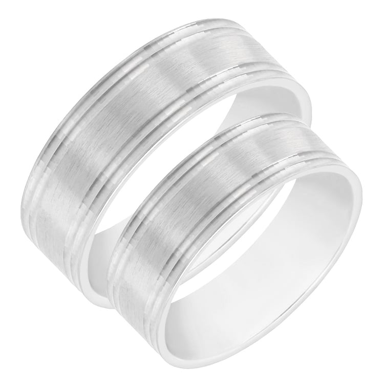 Ploché snubní prsteny s rýhami