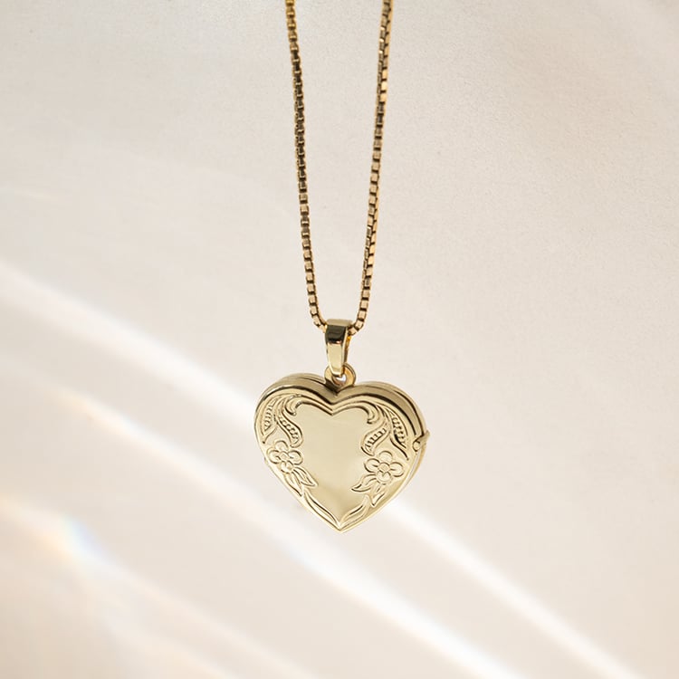 Stříbrný otevírací medailon srdce 140324