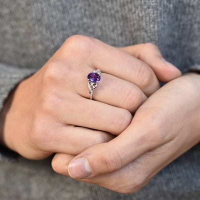 Prsten s ametystem