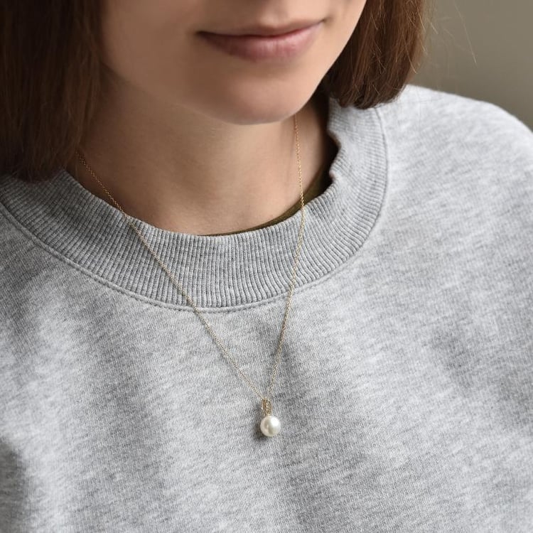 Zlatý perlový náhrdelník s diamanty 43035