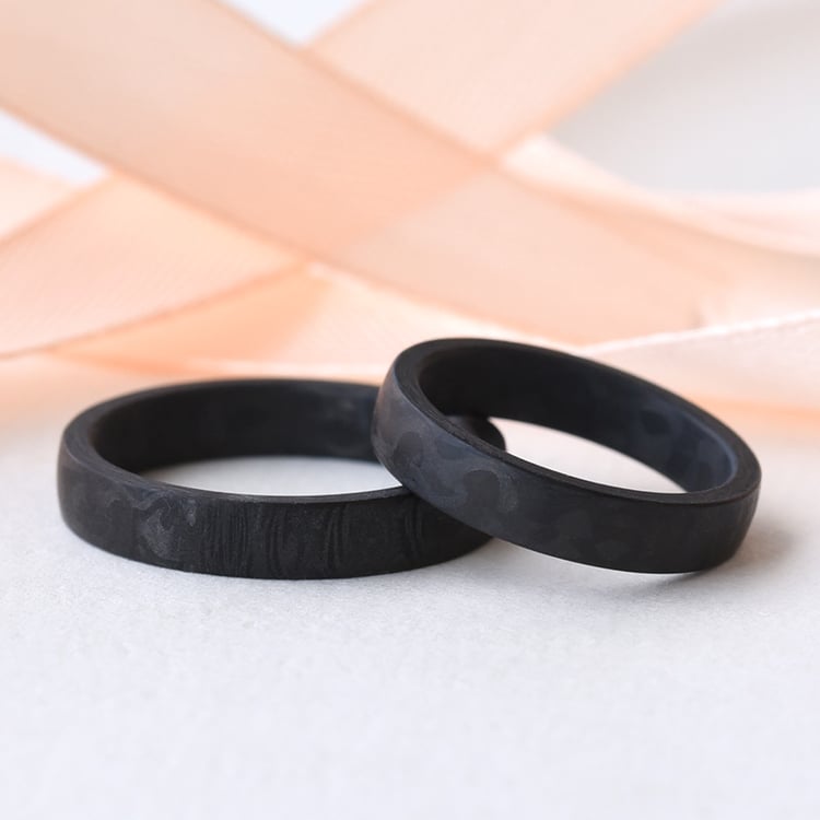 Ploché snubní prsteny z karbonu 77707