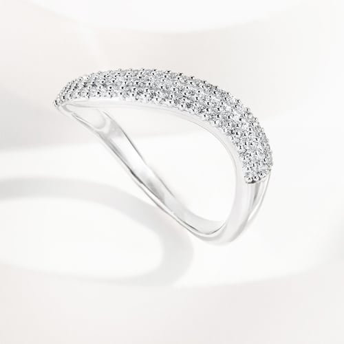 Half eternity zvlněný stříbrný prsten s lab-grown diamanty Hjalmar