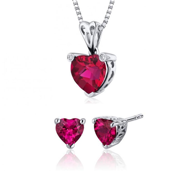 Stříbrná rubínová kolekce