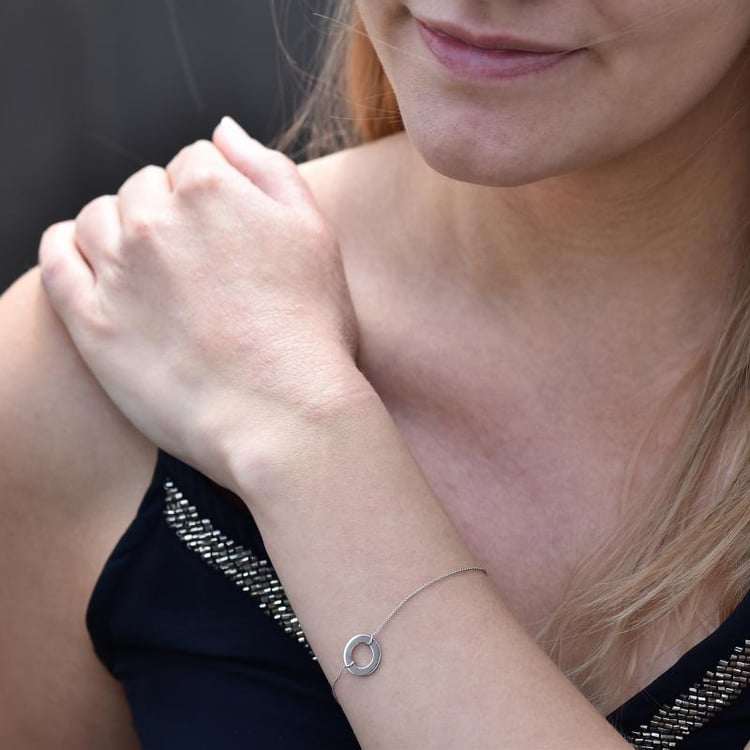 Stříbrný fashion náramek s diamantem Virginia 103008