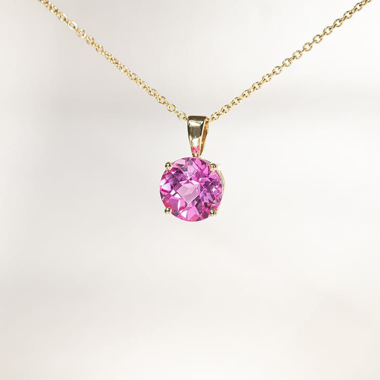 Růžový safír ve zlatém přívěsku Icy 135234