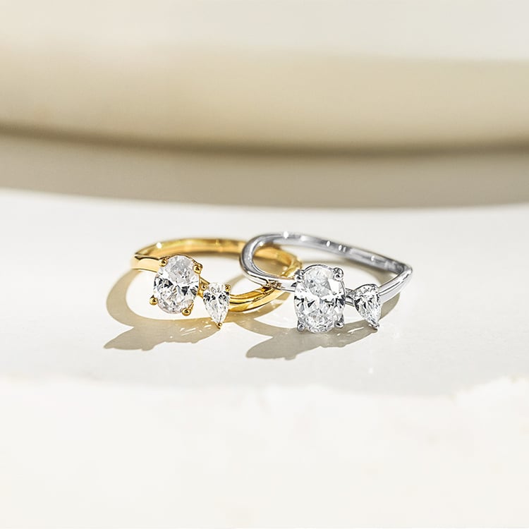 Prsten s oválným diamantem 154887