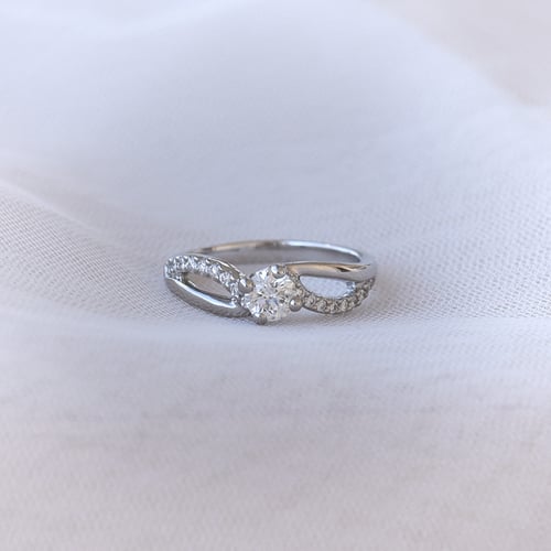 Zásnubní prsten s diamanty Wemy