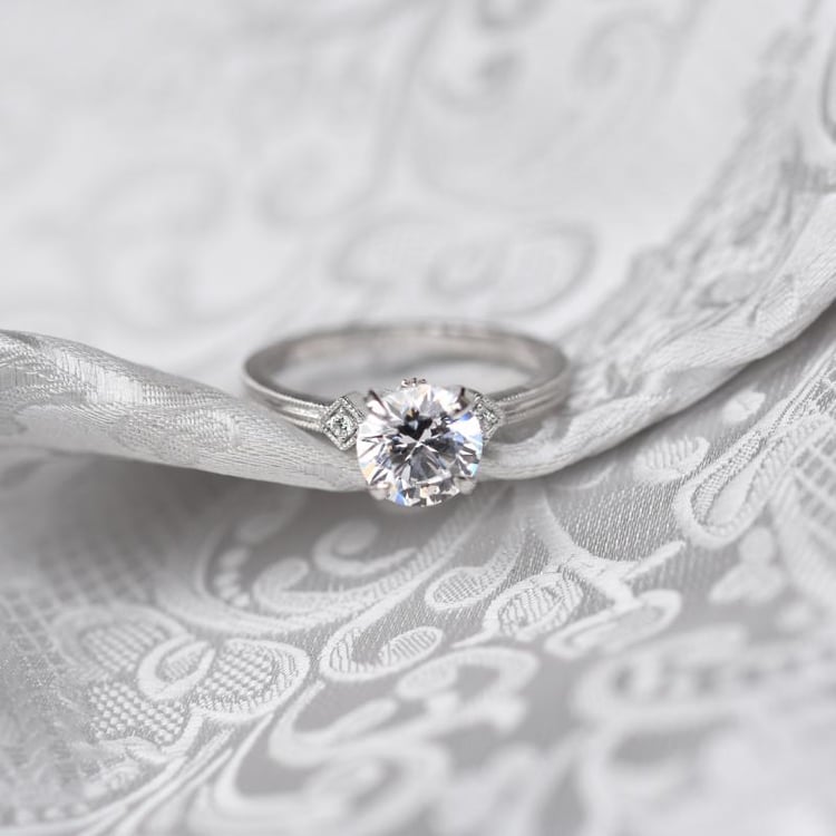 Zásnubní prsten s diamanty 48160