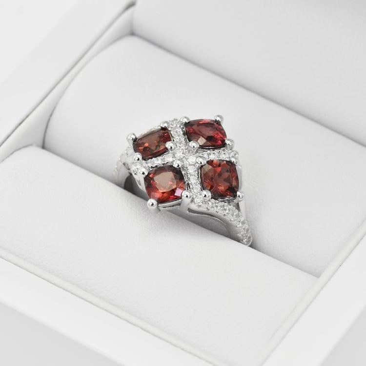 Granátový prsten 30437