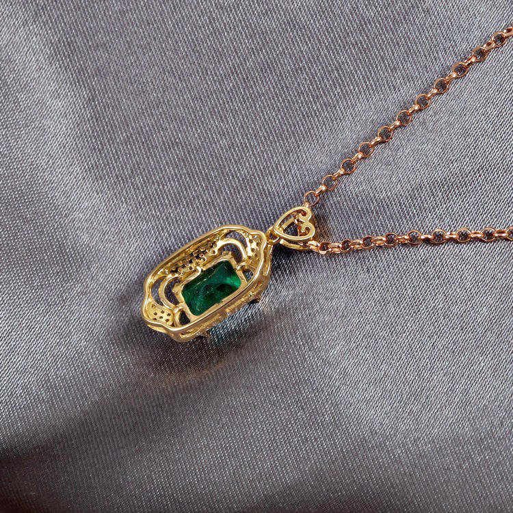 Smaragdový náhrdelník 5267