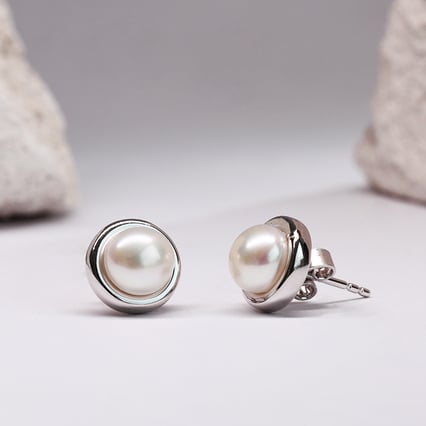 Stříbrné napichovací náušnice s perlami Sophia