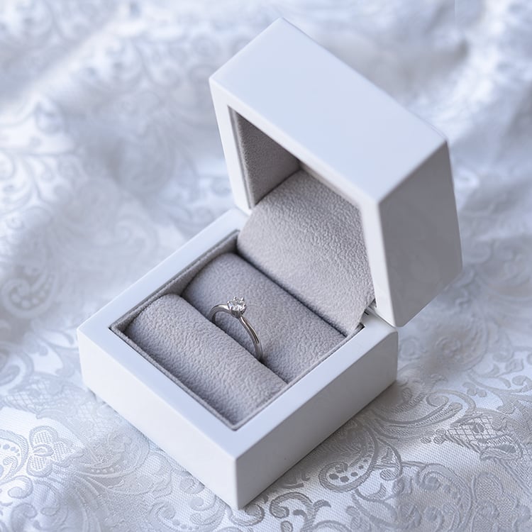 Zásnubní prsten s diamantem Mala 58537