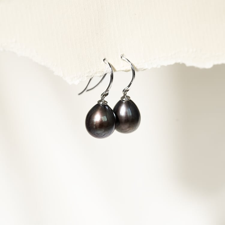 Černé perlové náušnice Parveen 129767