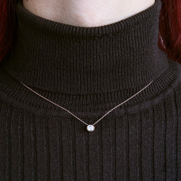 Bezel náhrdelník se zářivým moissanitem Jonie 110583