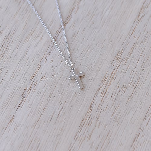 Zlatý křížek pro děti s diamantem Elame