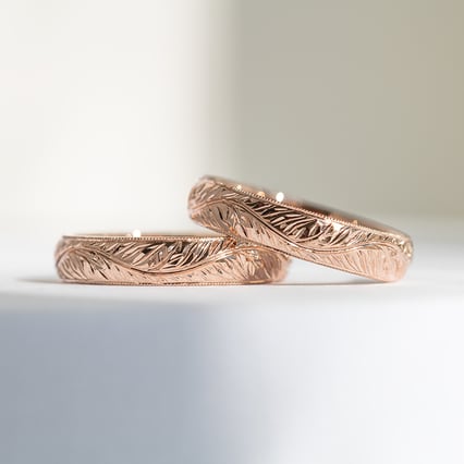 Zlaté vintage snubní prsteny s gravírem větvičky Matu