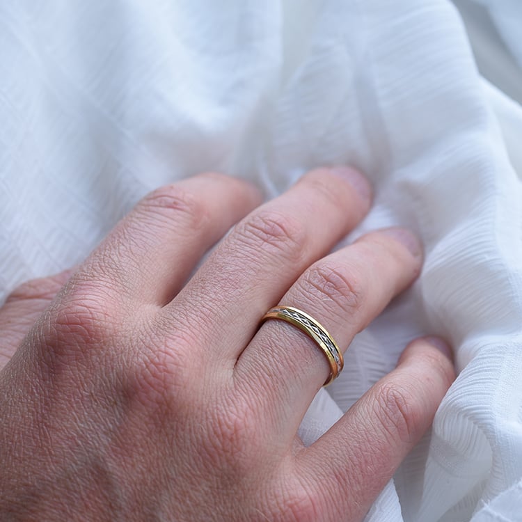 Pánský snubní prsten 64288