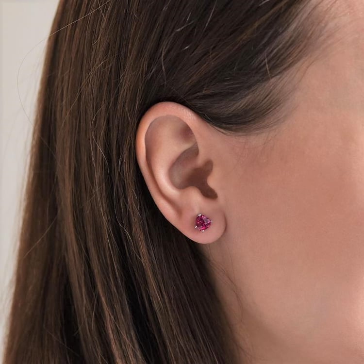 Zlaté náušnice s rubínovými srdíčky Kaciah 105155