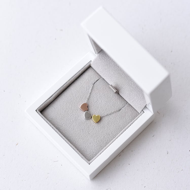 Srdíčkový náhrdelník 59682