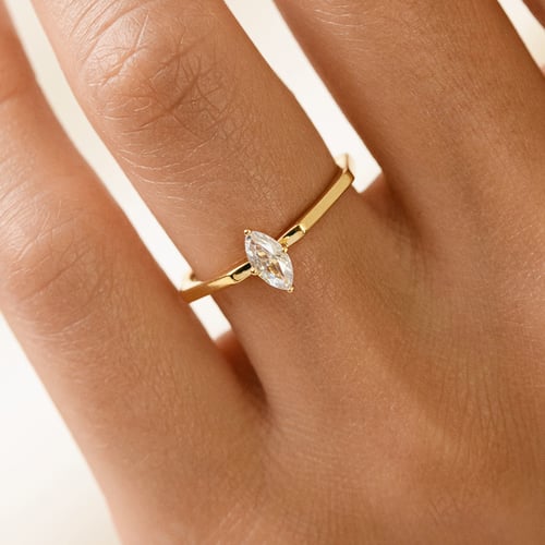 Zlatý prsten s lab-grown diamantem Julia