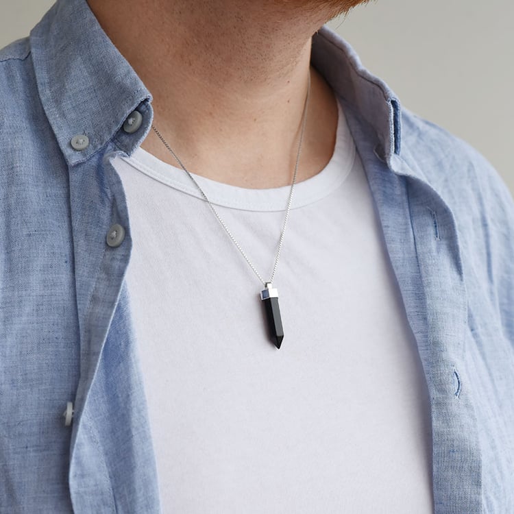 Stříbrný náhrdelník s onyxem 90477