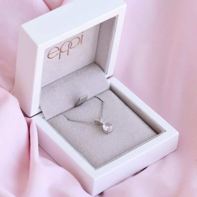 Přívěsek s růženínem 80515