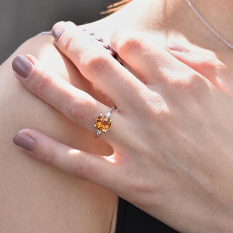Citrínový prsten s diamanty 46895